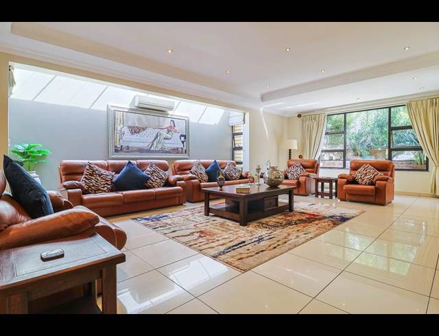 5 BEDROOM HOUSE FOR SALE IN ALBERANTE